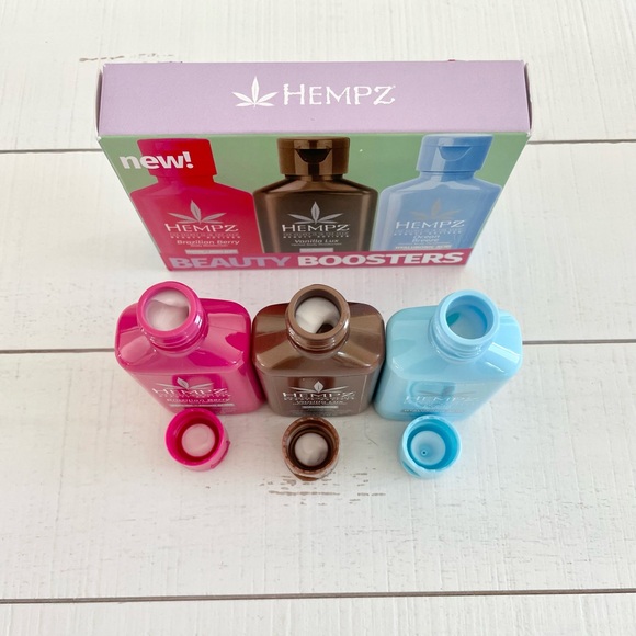 Hempz Beauty Boosters Berry, Vanilla & Ocean Travel Size Body Lotion 3-Pack Set - Picture 4 of 11